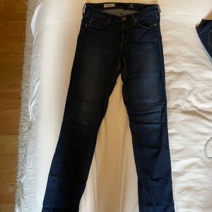 AG “the prima” mid rise cigarette style